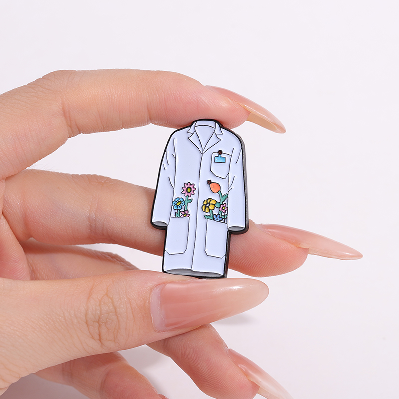 Kwiatowy fartuch laboratoryjny – Medical Lab Logo recenzja i cena