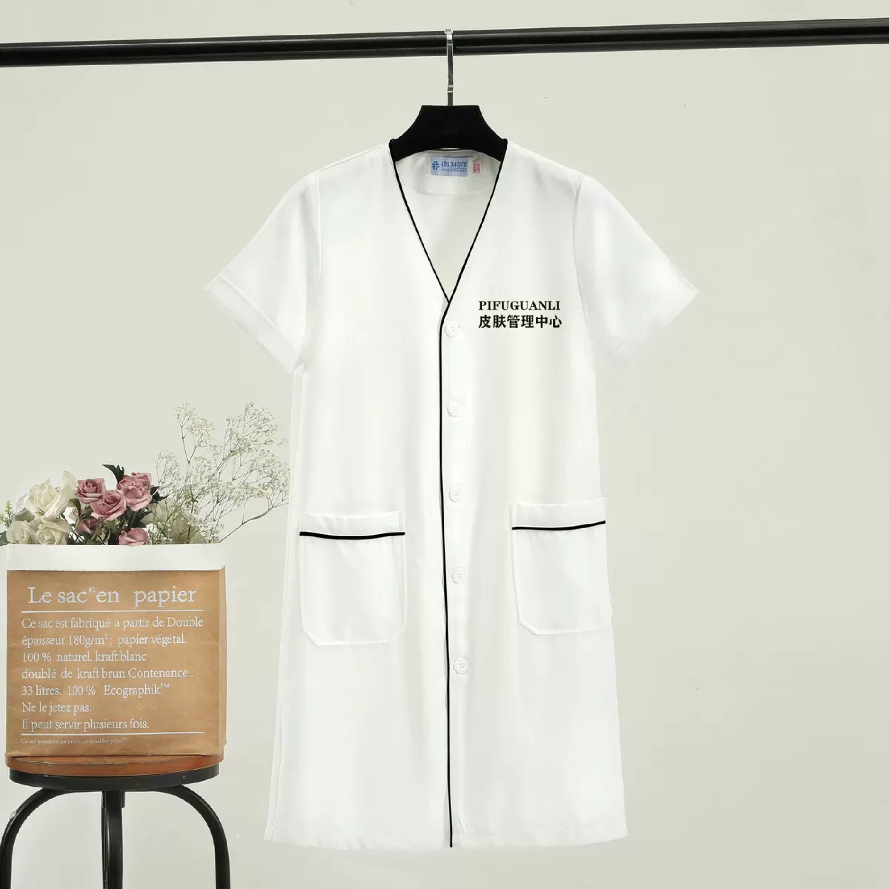 biały plus size Salon pielęgna – Medical Lab Logo recenzja i cena